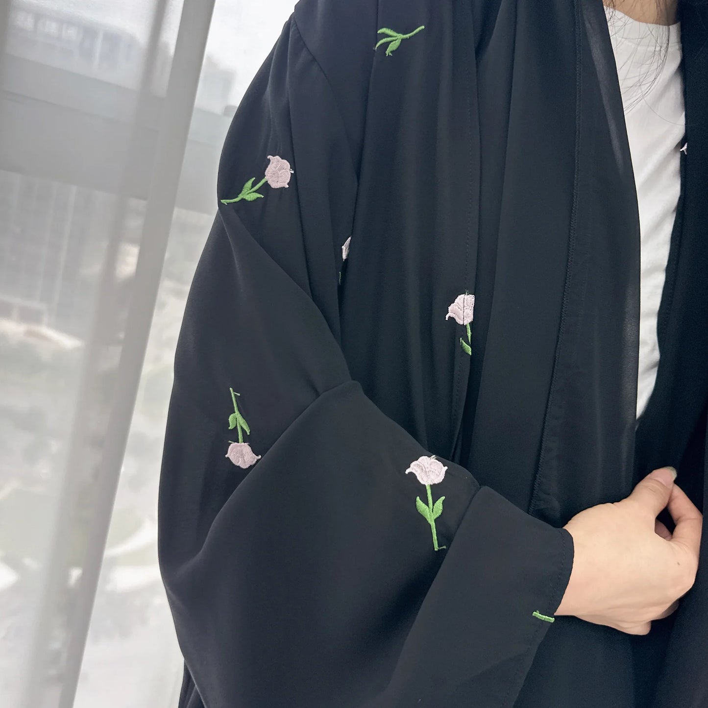 2024 New Black Embroideried Kimono Cardigan Abaya Dubai Luxury Muslim Kaftan Abayas For Women Turkish Islamic Clothing Outfit